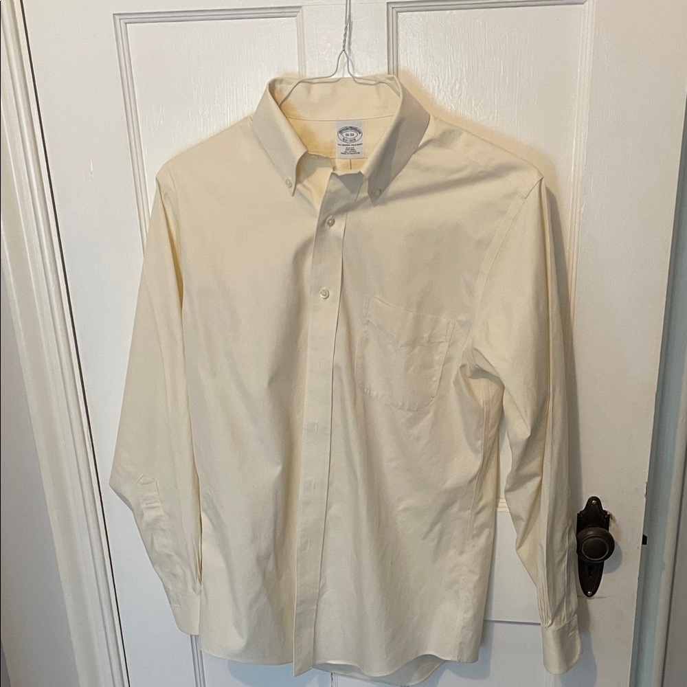 Brooks Brothers Pale Yellow Slim Fit Dress Shirt 15-33